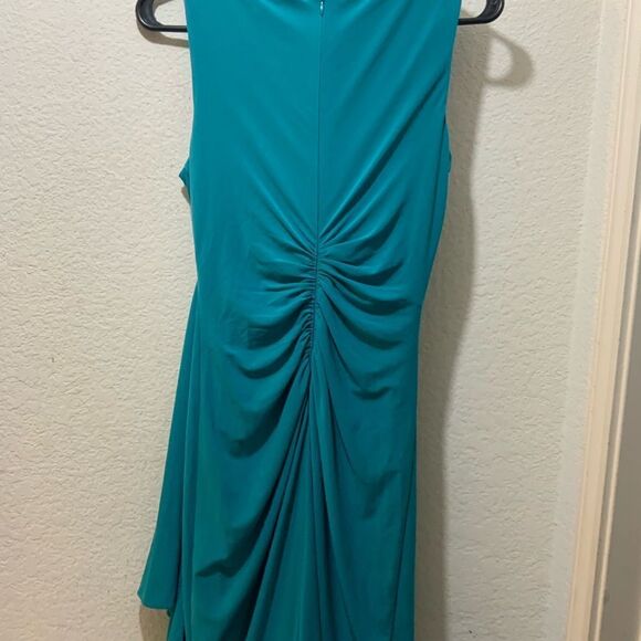 Vince Camuto roughed and draped dress size 2 H6 - Picture 5 of 12